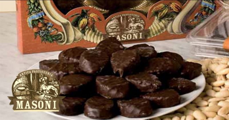 Premium Ricciarelli Siena almonds and chocolate traditional cookies 180g box for gourmet shops
